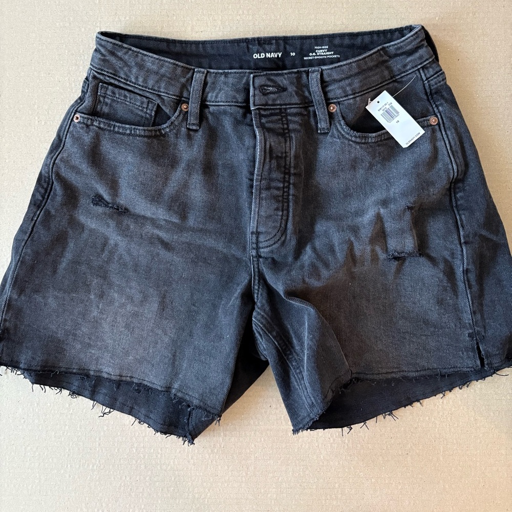 Old Navy high rise OG Straight shorts- curvy fit